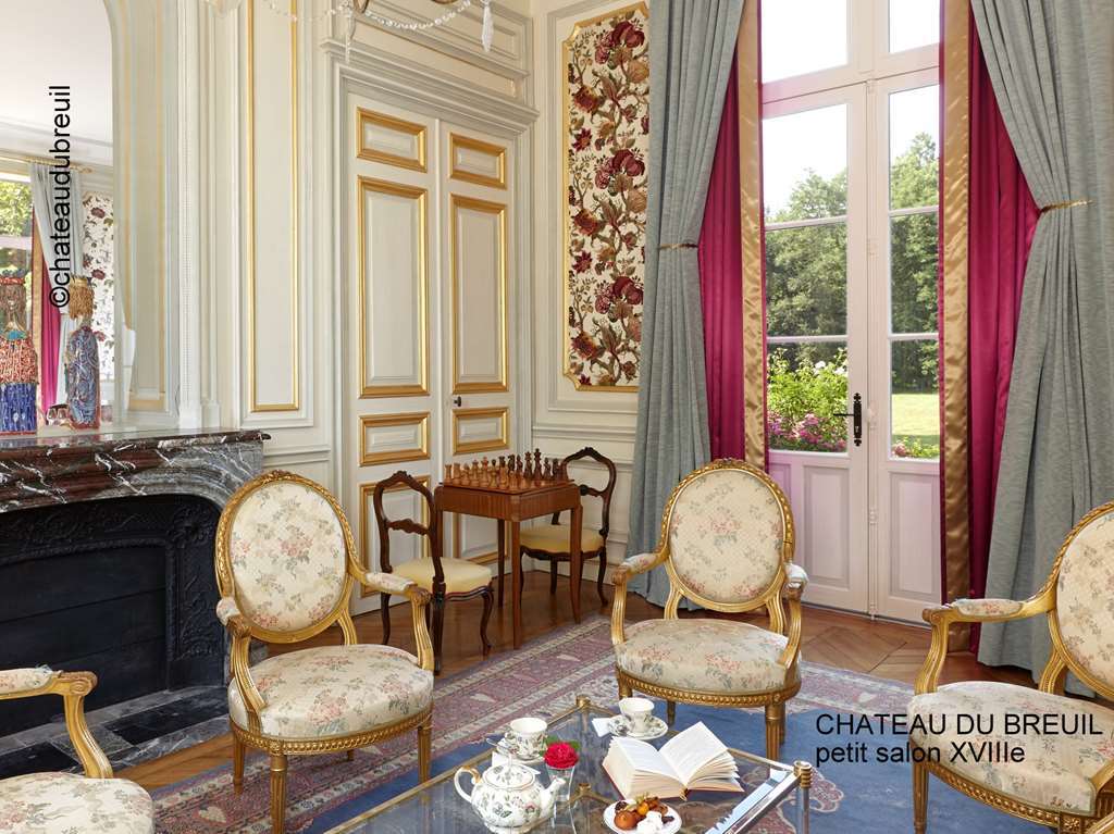 Chateau Du Breuil Cheverny Interior foto